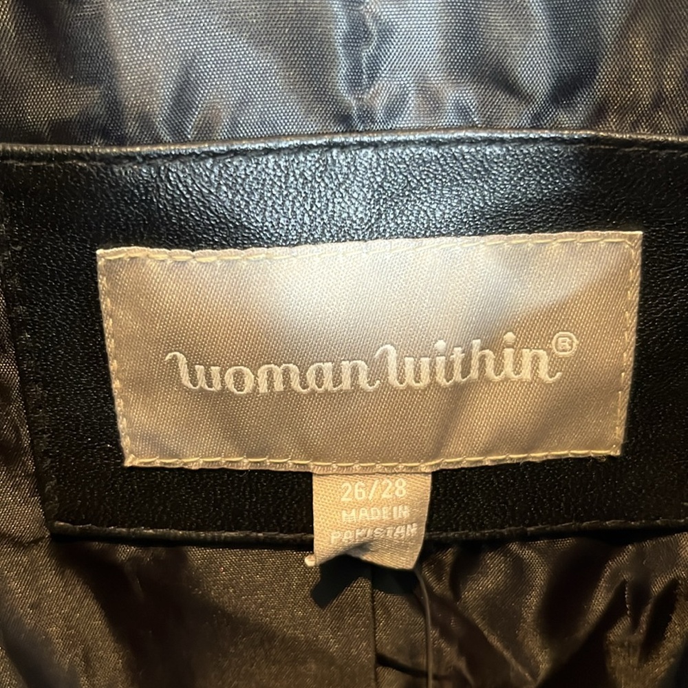 NWT WOMAN WITHIN Genuine Leather Swing Coat SIZE 26/28 - Picture 2 of 9